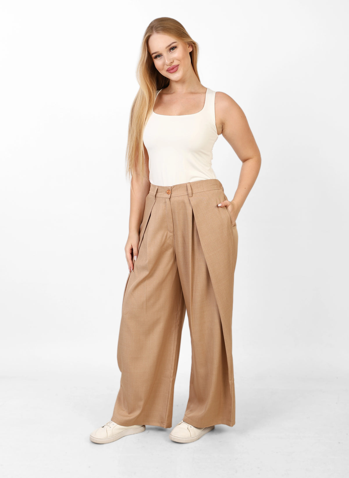 EYEZERA WOMEN'S PLEATED PANTS
