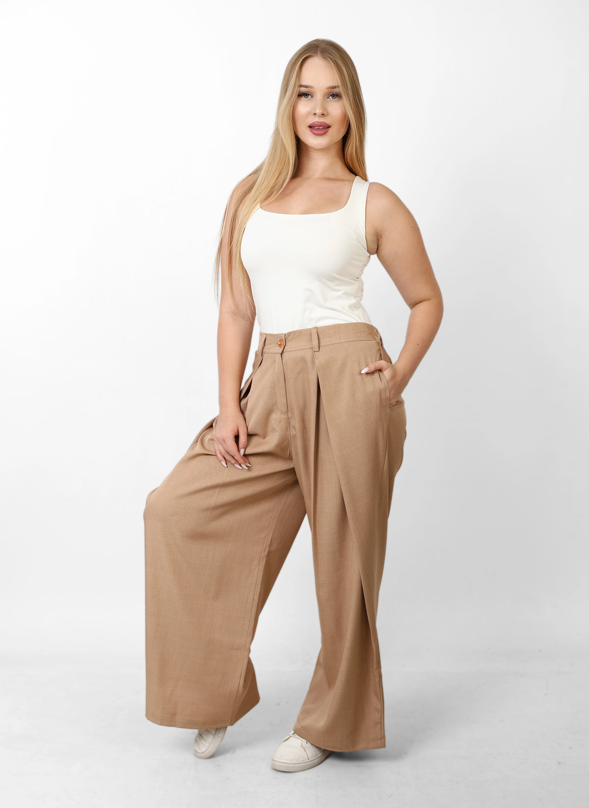 EYEZERA WOMEN'S PLEATED PANTS