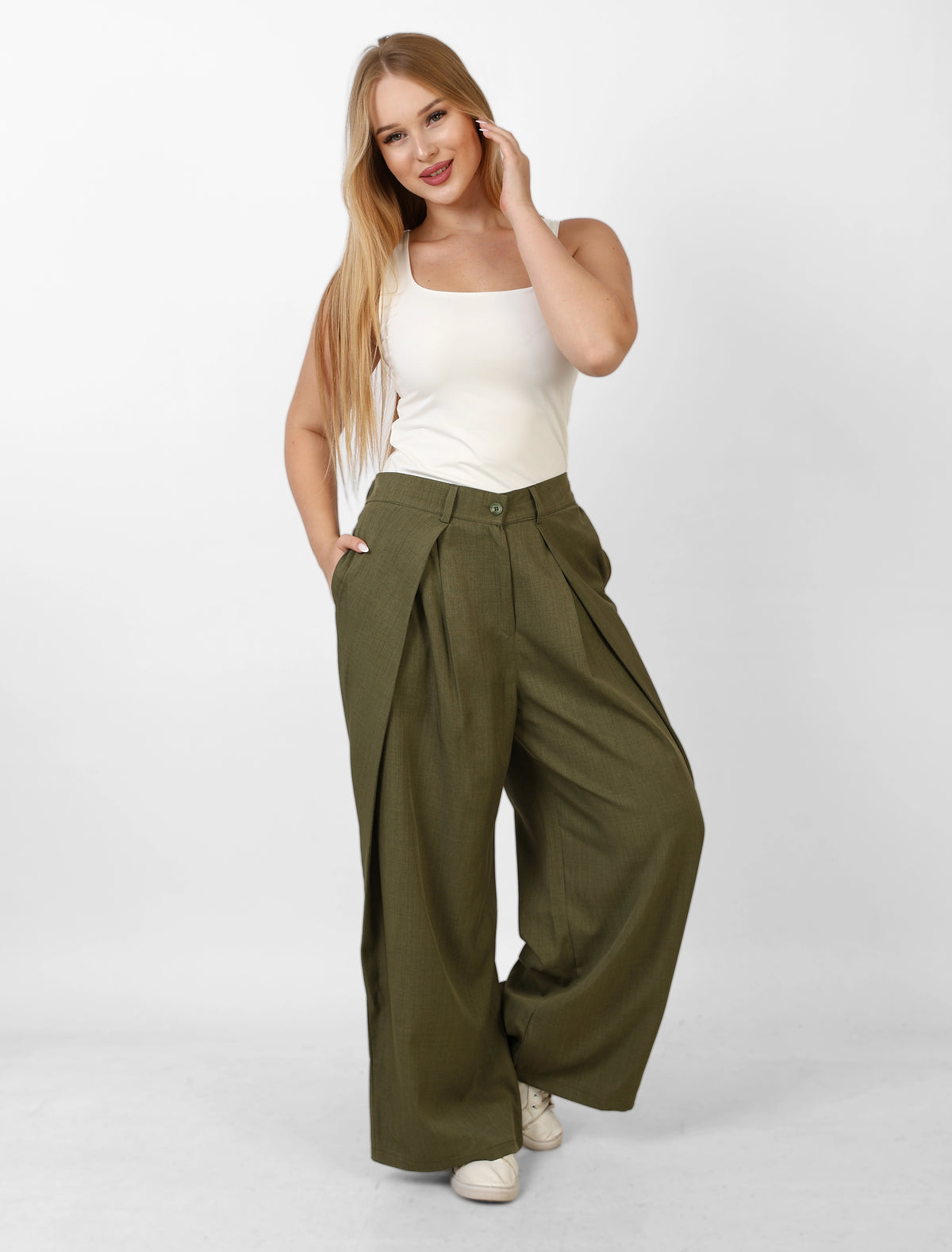 EYEZERA WOMEN'S PLEATED PANTS