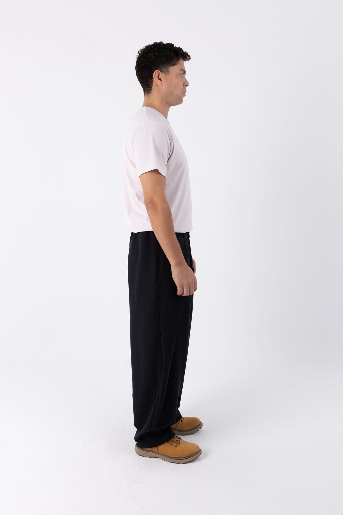 EYEZERA PLEATED PANTS