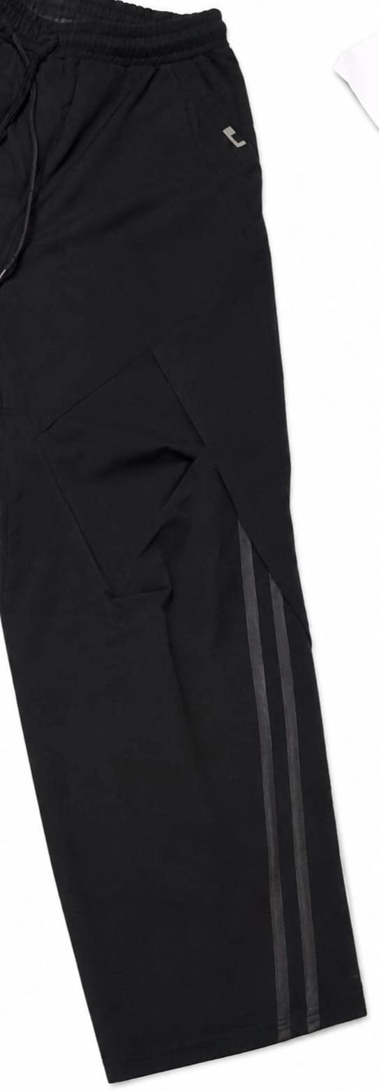 EYEZERA TECH PLEATED PANTS