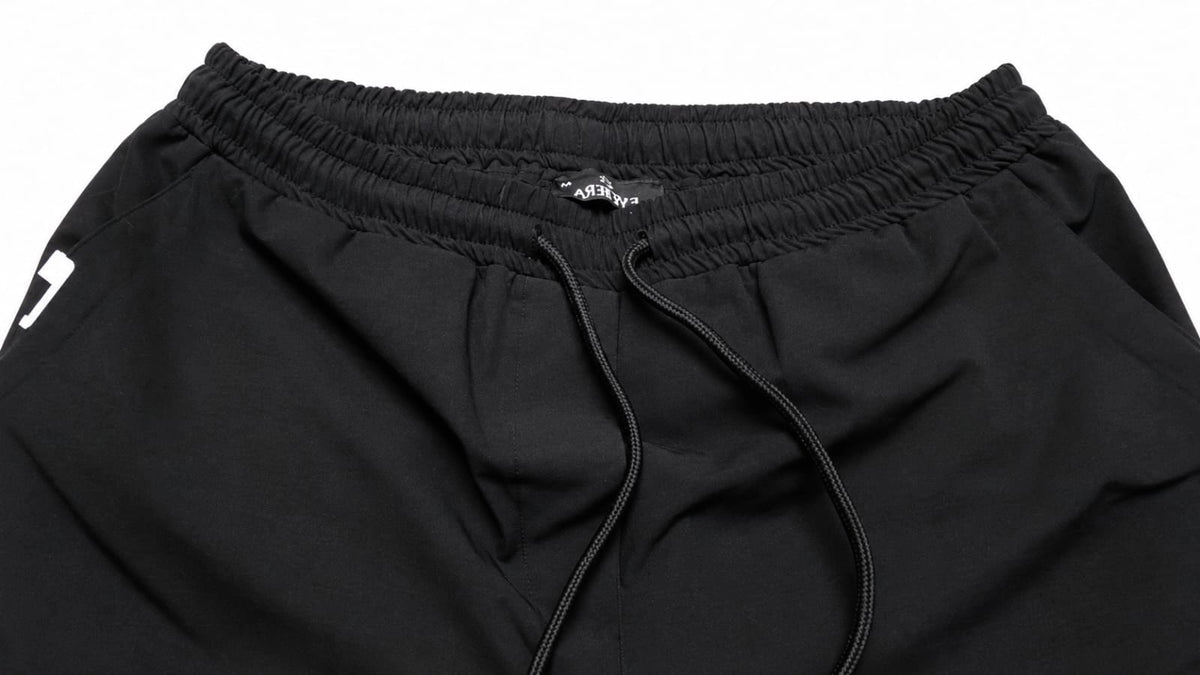 EYEZERA TECH PLEATED PANTS