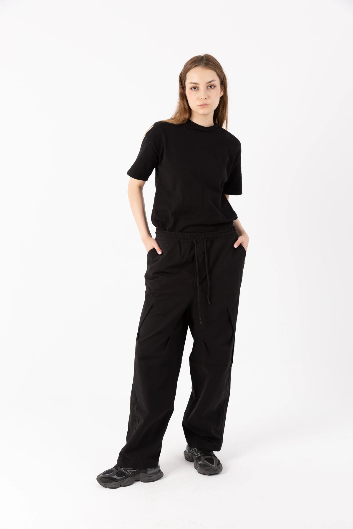 EYEZERA TECH PLEATED PANTS