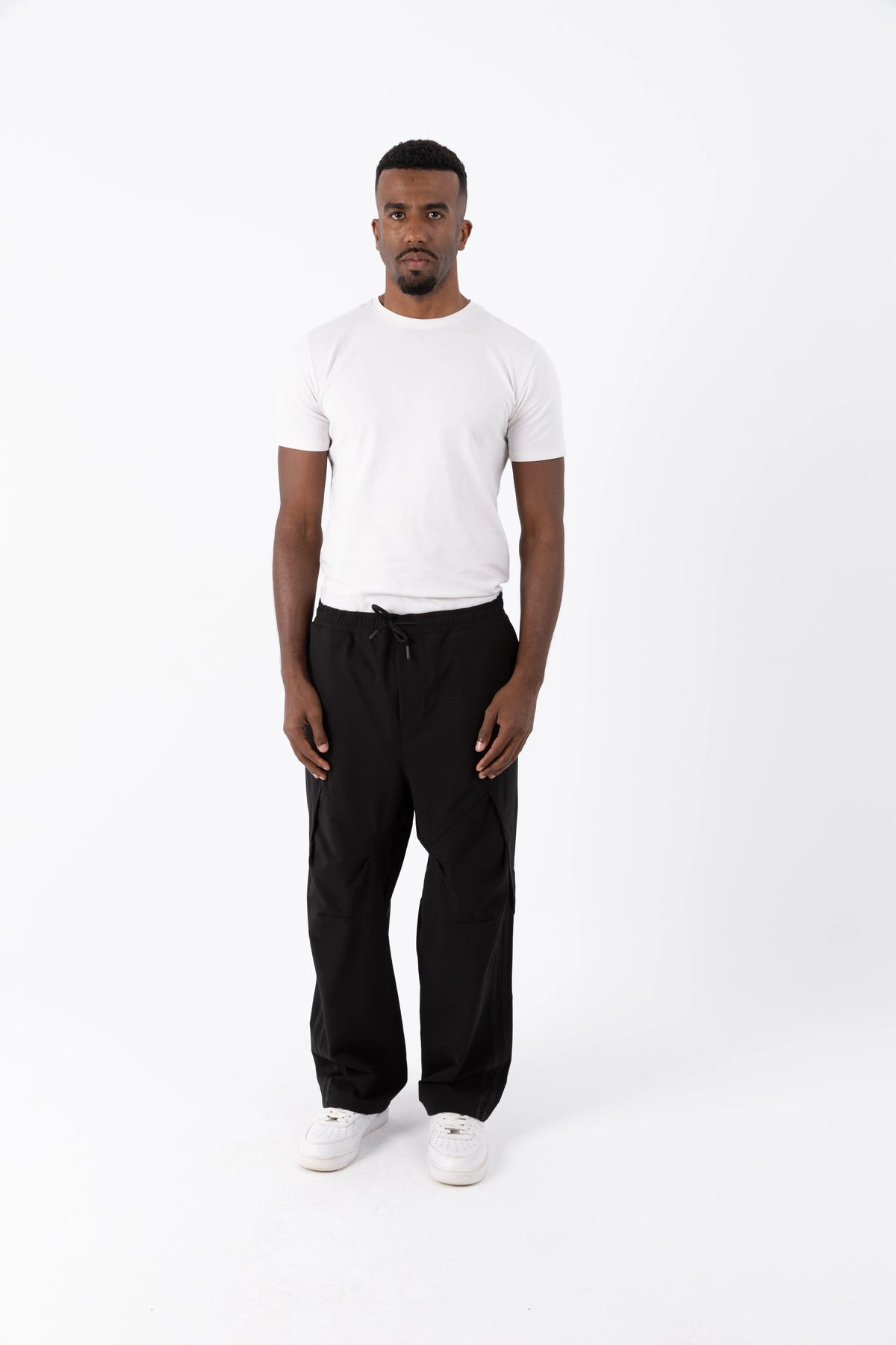EYEZERA TECH PLEATED PANTS